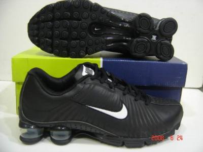 Man Shox R4 ZOOM-14